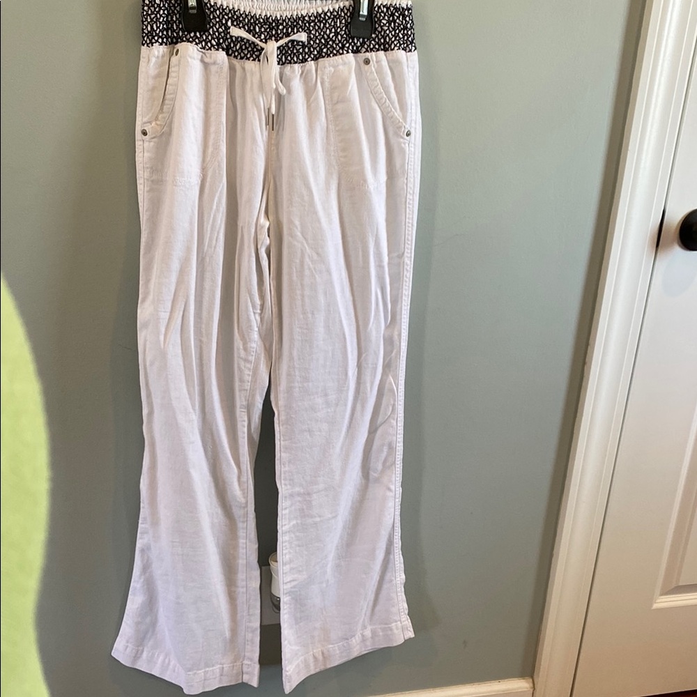 American Original REWASH White Linen Pants with Black Waistband
